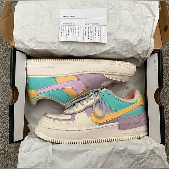 Women’s Air Force 1 Shadow in “Pale Ivory” - Picture 1 of 5